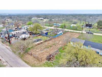 Residential Land For Sale in Von Ormy, Texas