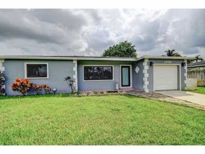 Home For Rent in Boca Raton, Florida