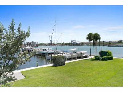 Home For Sale in Jupiter, Florida