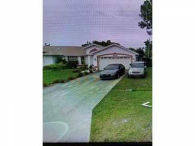 Home For Rent in Port Saint Lucie, Florida