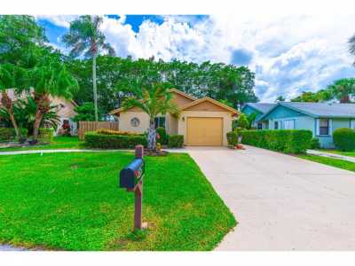 Home For Sale in Delray Beach, Florida