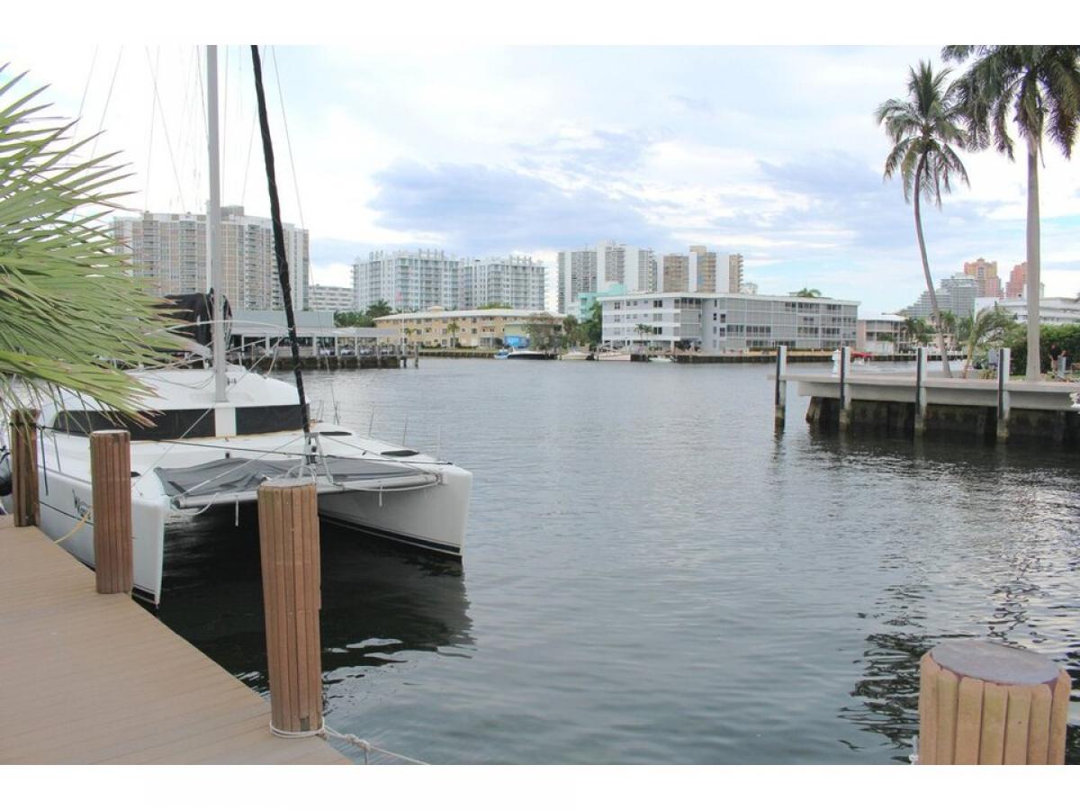 Picture of Home For Sale in Fort Lauderdale, Florida, United States