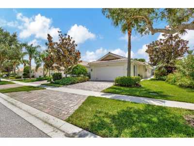 Home For Sale in Wellington, Florida