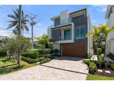 Home For Sale in Delray Beach, Florida