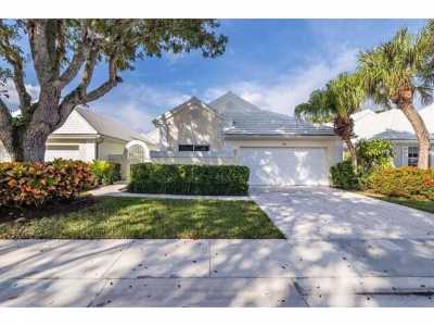 Home For Rent in Palm Beach Gardens, Florida