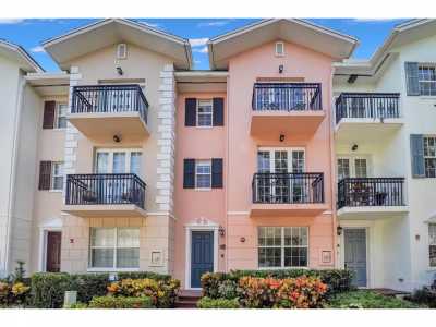 Home For Sale in Delray Beach, Florida