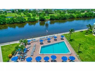 Home For Rent in Boynton Beach, Florida