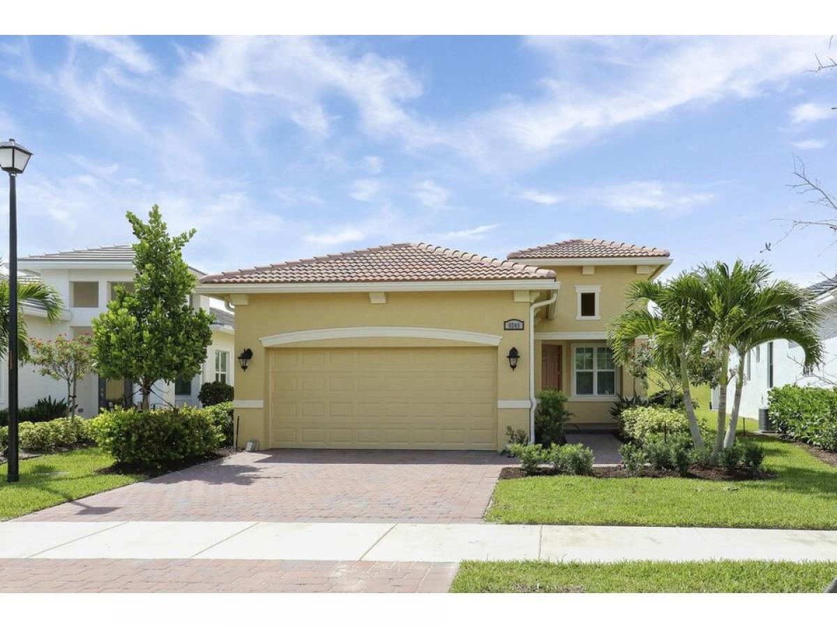 Picture of Home For Sale in Port Saint Lucie, Florida, United States