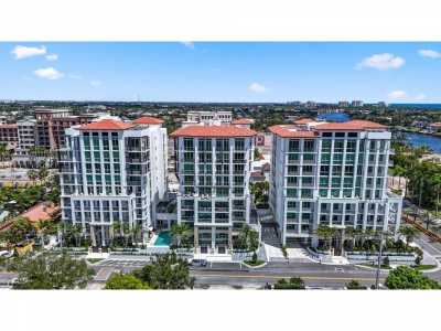 Home For Sale in Boca Raton, Florida