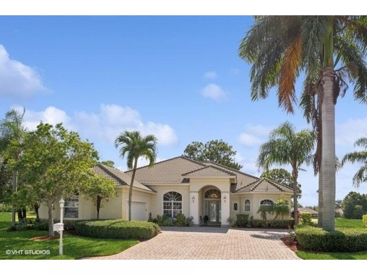 Picture of Home For Sale in Port Saint Lucie, Florida, United States