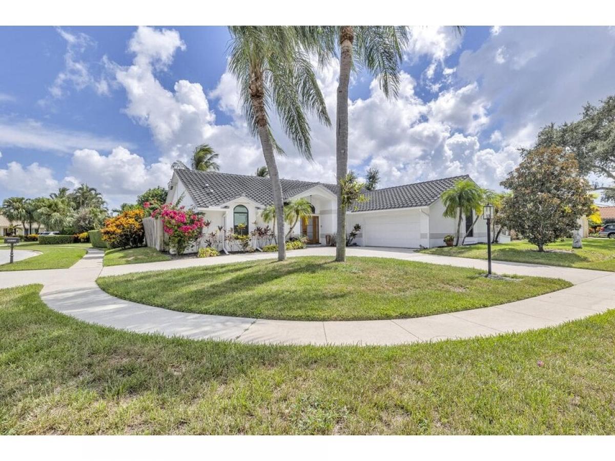 Picture of Home For Sale in Palm Beach Gardens, Florida, United States