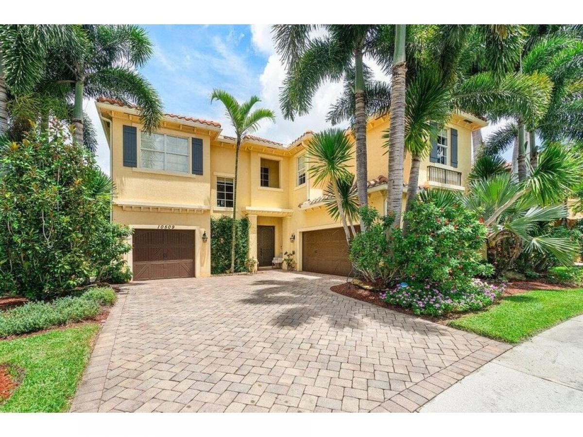 Picture of Home For Sale in Wellington, Florida, United States