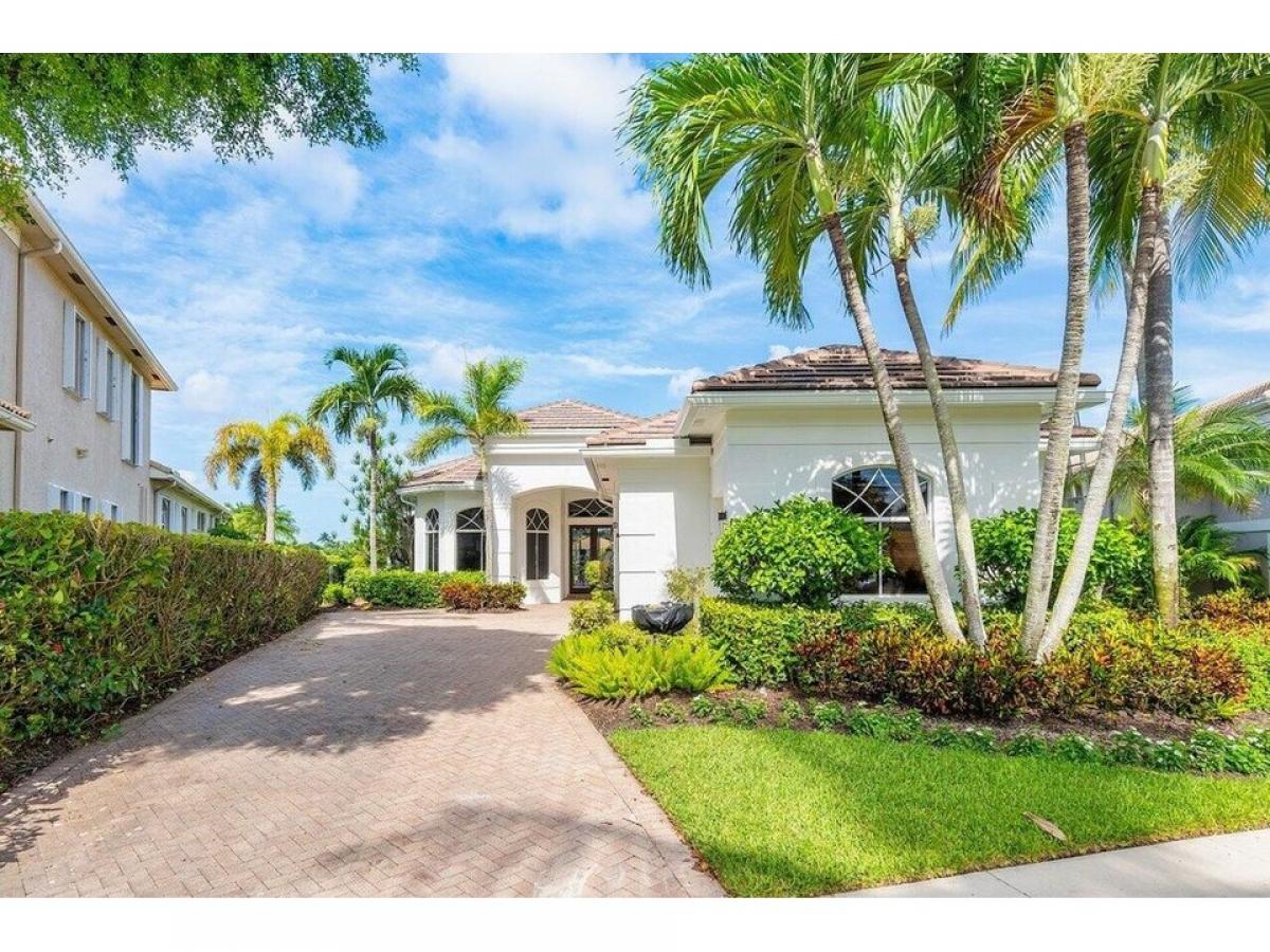 Picture of Home For Sale in Palm Beach Gardens, Florida, United States