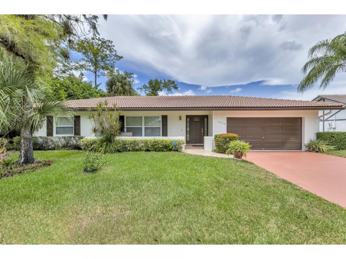 Picture of Home For Sale in Coral Springs, Florida, United States