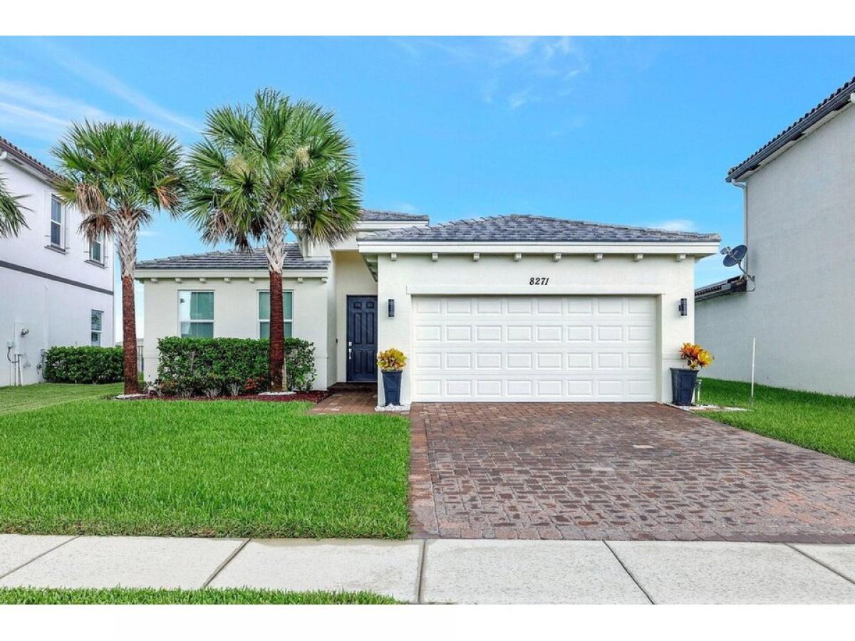 Picture of Home For Sale in Port Saint Lucie, Florida, United States