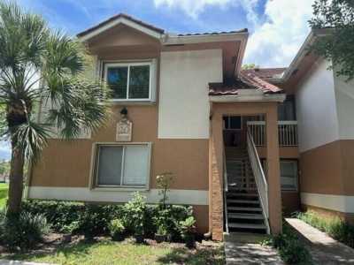 Home For Sale in Plantation, Florida