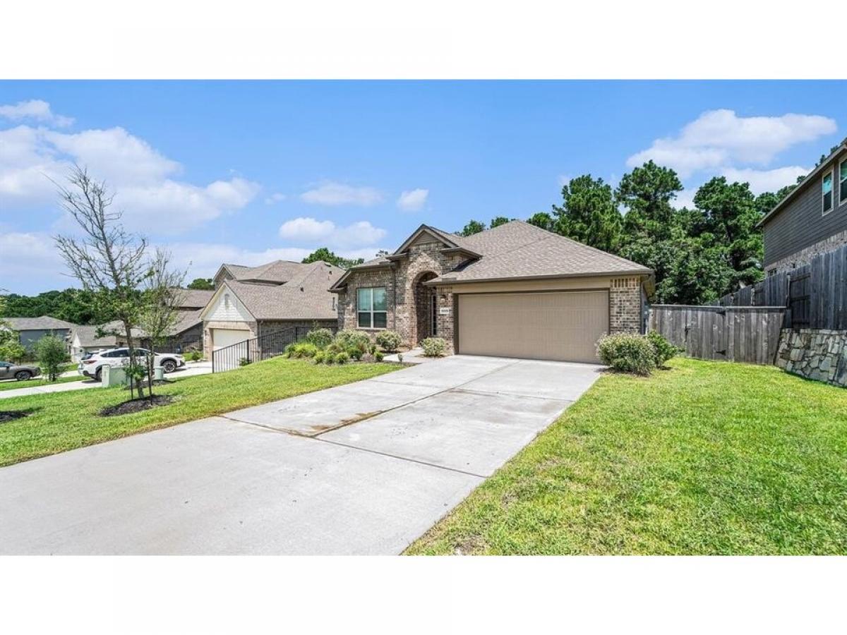 Picture of Home For Sale in Conroe, Texas, United States