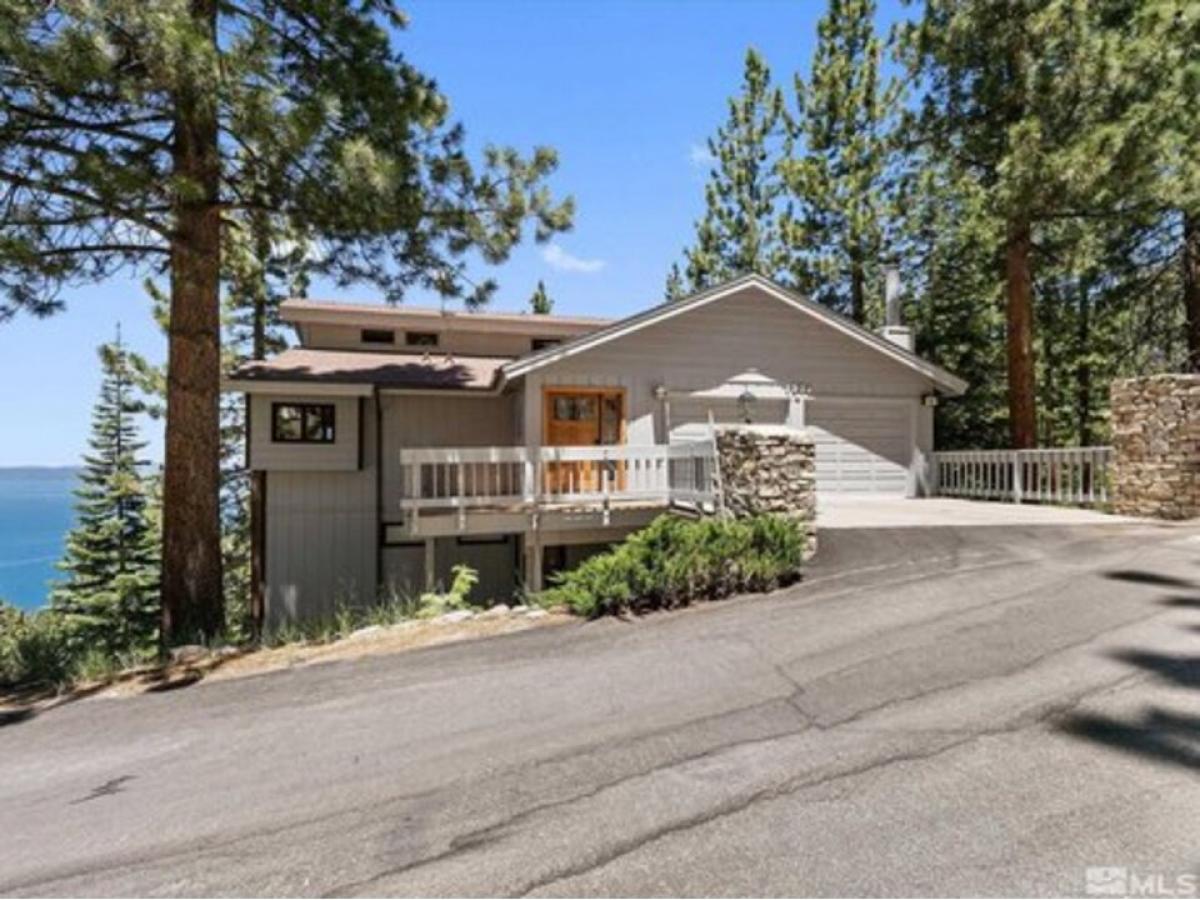 Picture of Home For Sale in Glenbrook, Nevada, United States