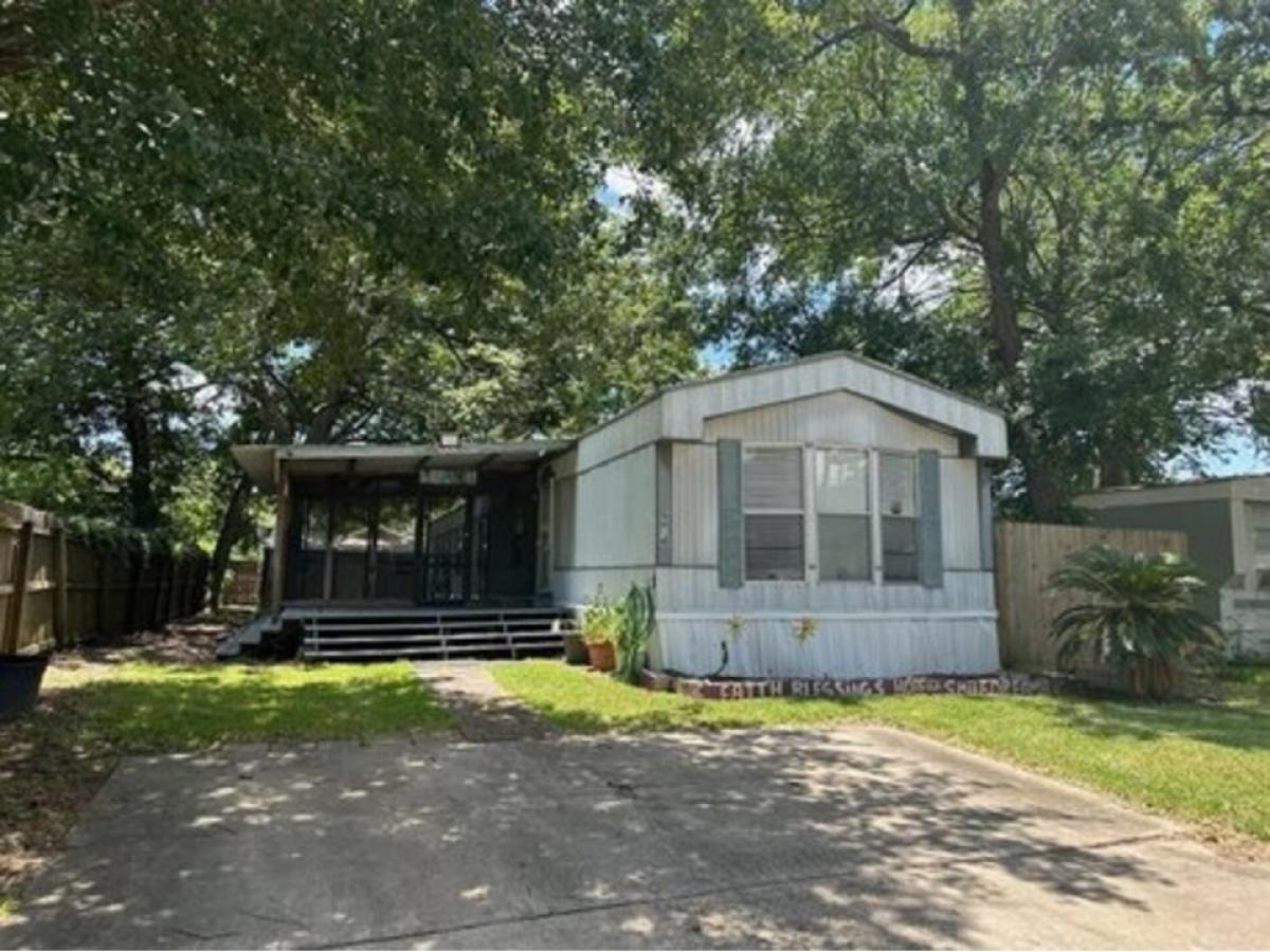 Picture of Home For Sale in Baytown, Texas, United States