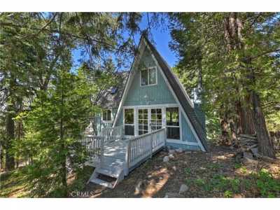 Home For Sale in Lake Arrowhead, California