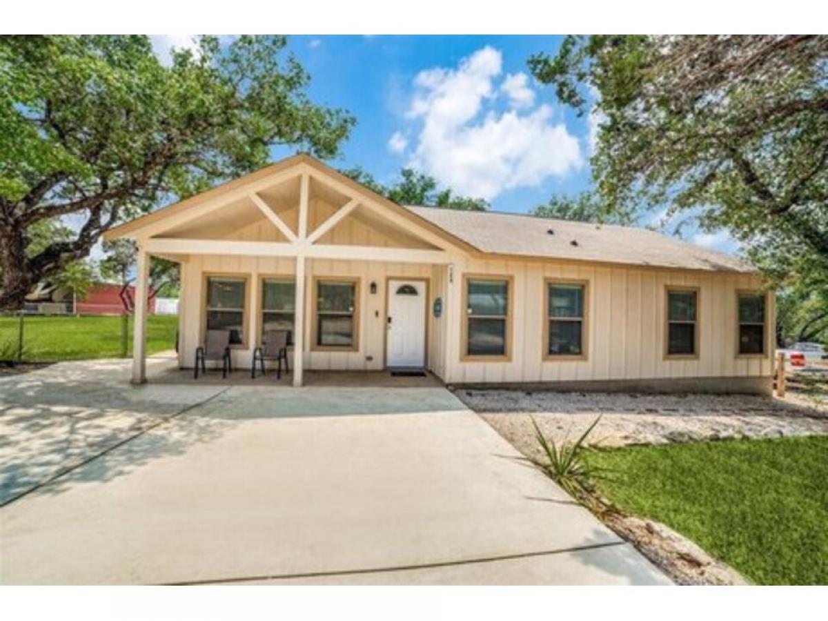 Picture of Home For Rent in Canyon Lake, Texas, United States