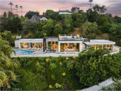 Home For Sale in Los Angeles, California