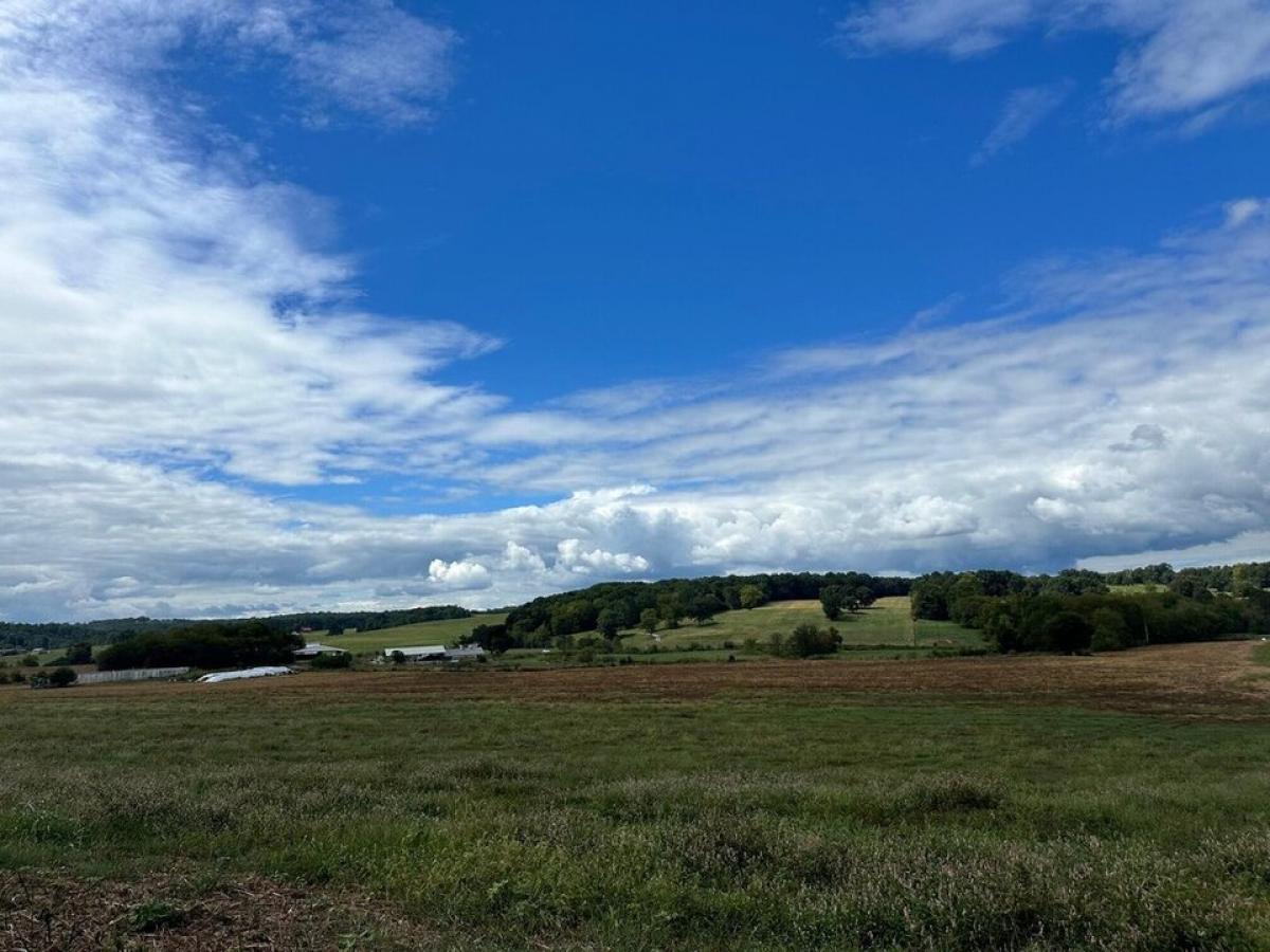 Picture of Residential Land For Sale in Cleveland, Tennessee, United States