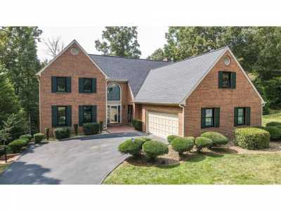 Home For Sale in Cleveland, Tennessee