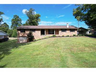 Home For Sale in Cleveland, Tennessee