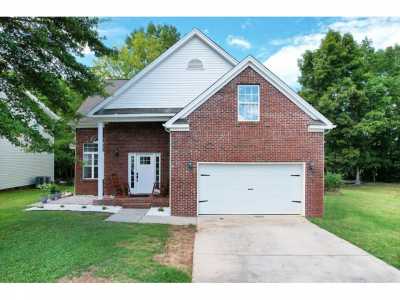 Home For Sale in Cleveland, Tennessee