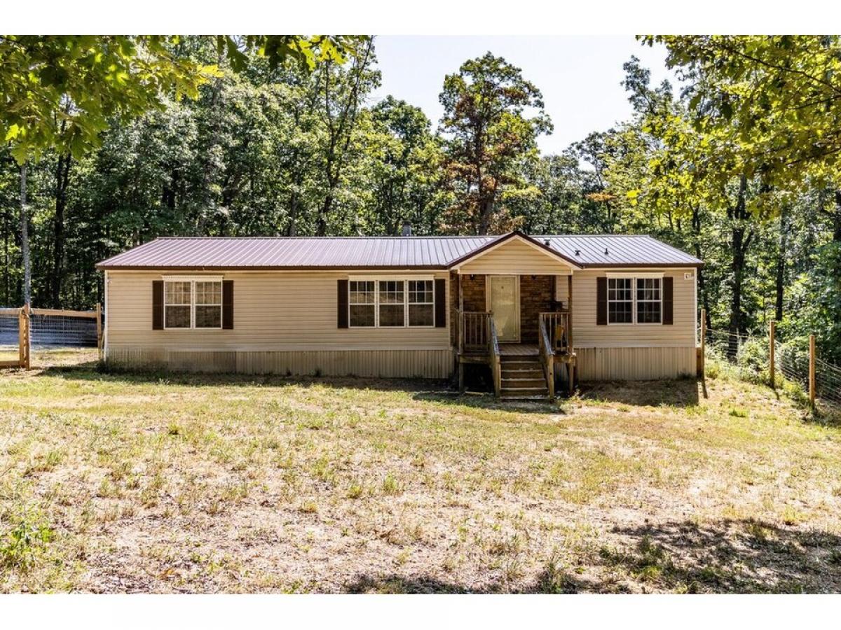 Picture of Home For Sale in Graysville, Tennessee, United States