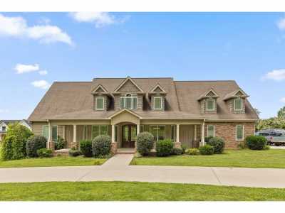 Home For Sale in Charleston, Tennessee