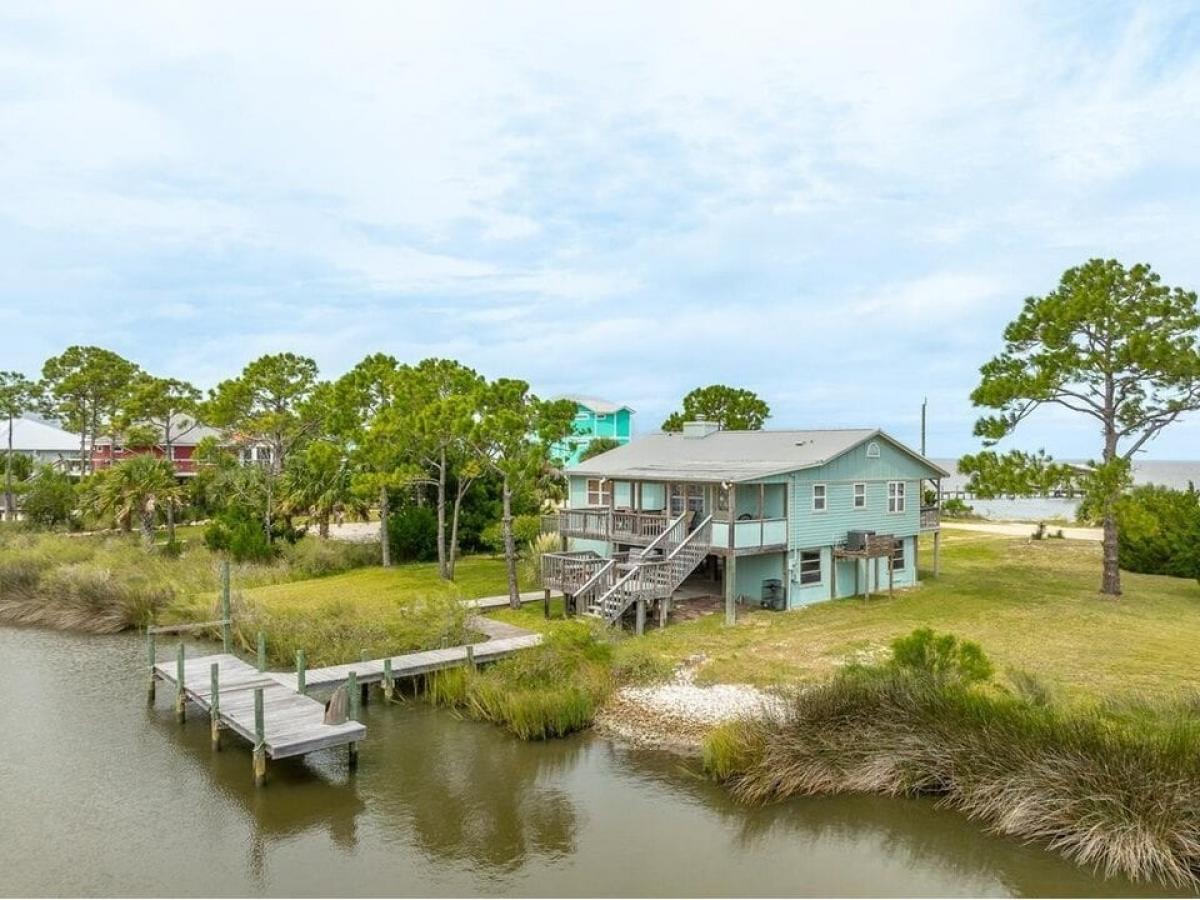 Picture of Home For Sale in Saint George Island, Florida, United States