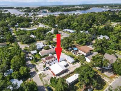 Home For Sale in Carrabelle, Florida