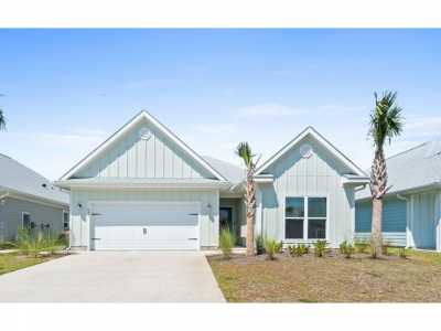 Home For Sale in Port Saint Joe, Florida