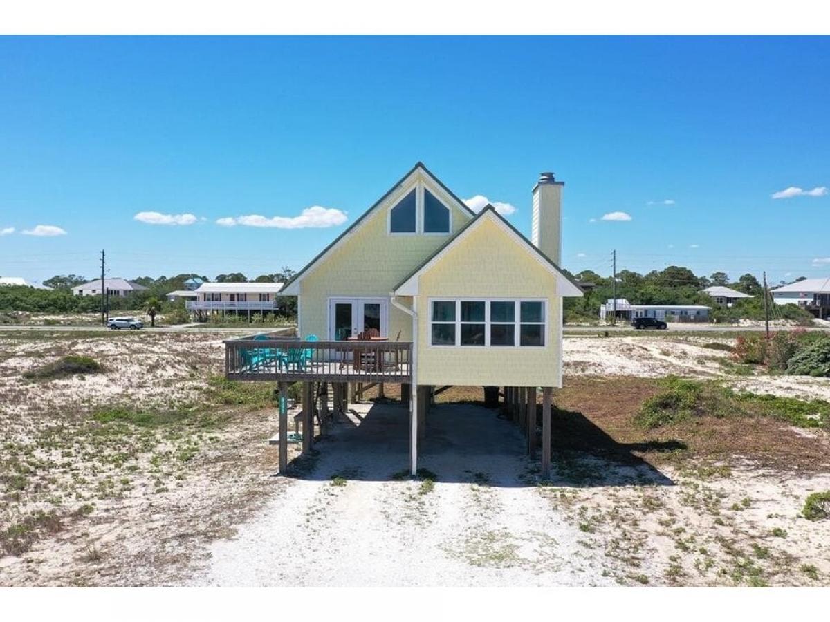 Picture of Home For Sale in Saint George Island, Florida, United States