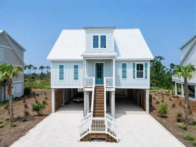 Home For Sale in Port Saint Joe, Florida