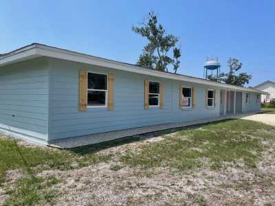 Home For Sale in Port Saint Joe, Florida