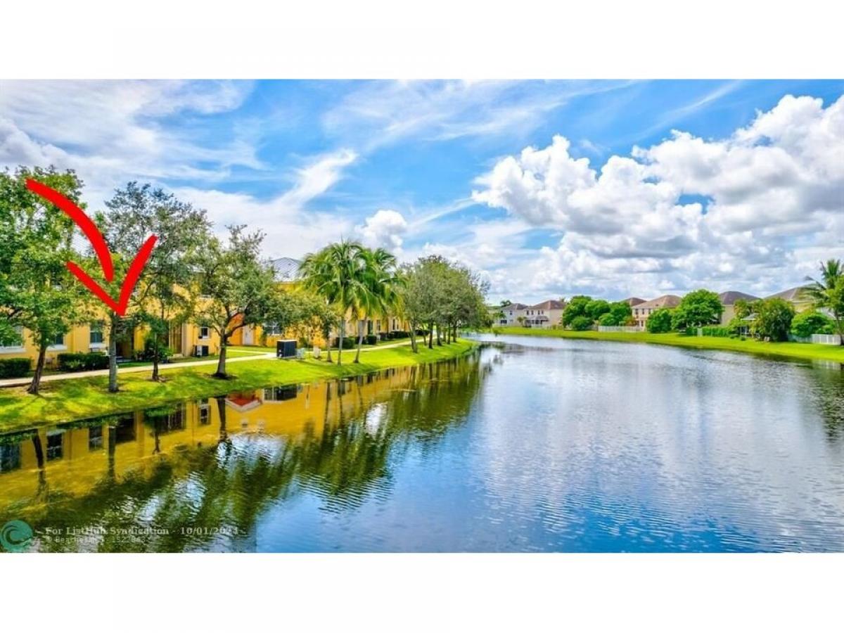 Picture of Home For Sale in Royal Palm Beach, Florida, United States