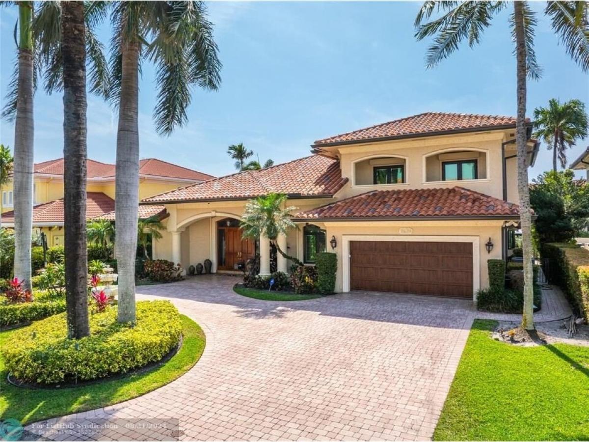 Picture of Home For Sale in Lighthouse Point, Florida, United States