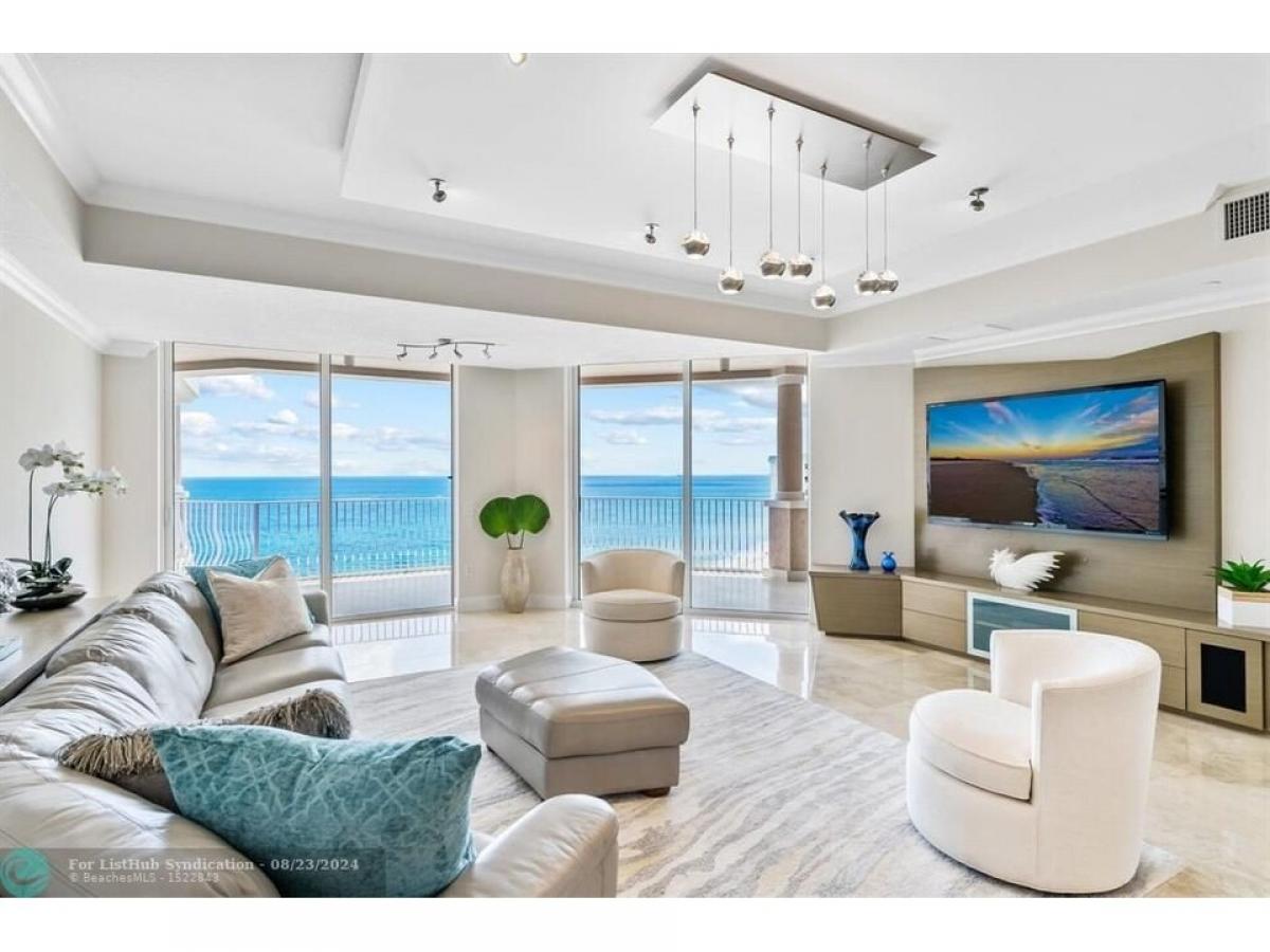 Picture of Home For Sale in Lauderdale by the Sea, Florida, United States