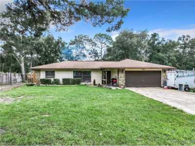 Home For Sale in Inverness, Florida