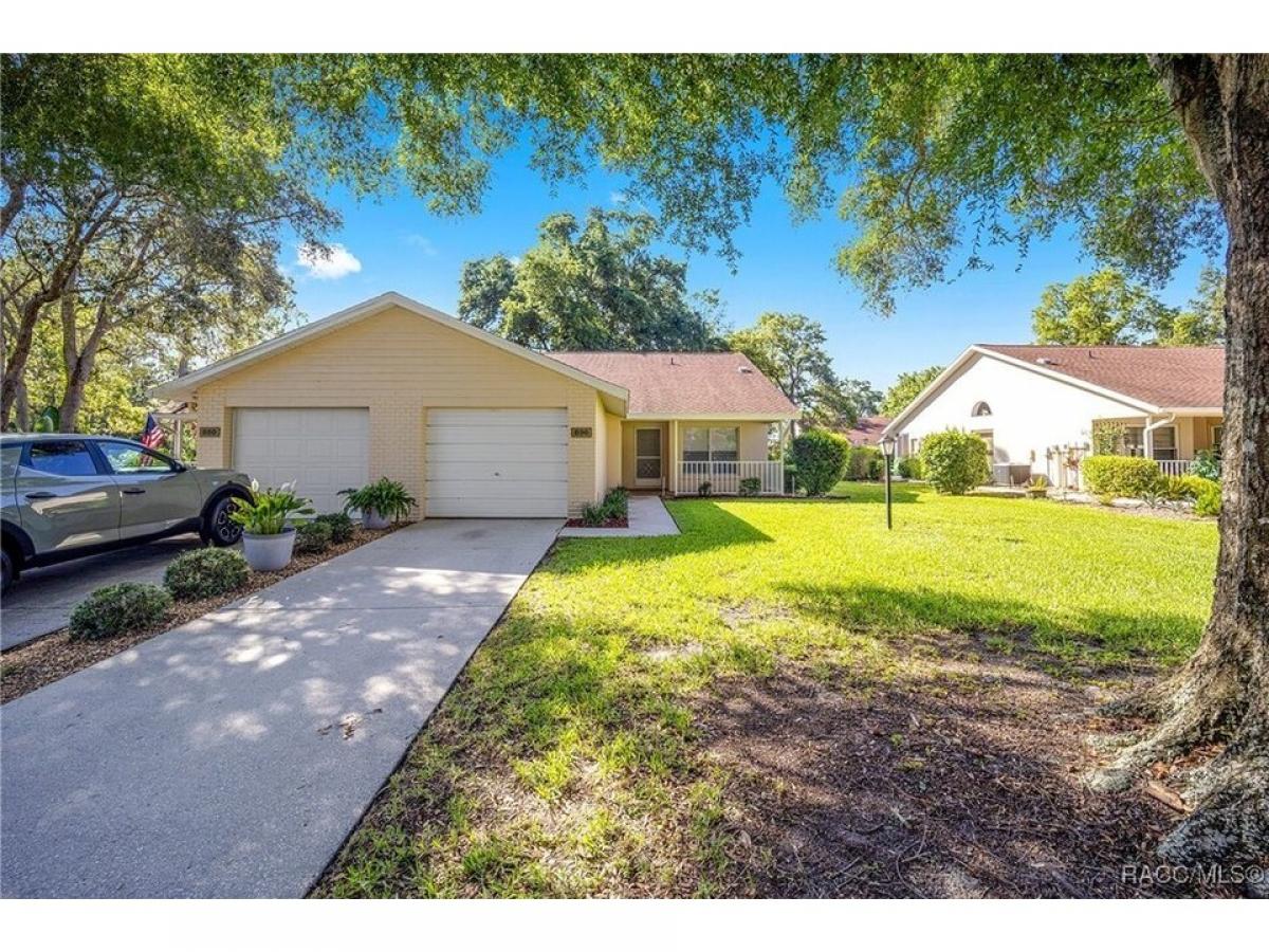 Picture of Home For Sale in Beverly Hills, Florida, United States