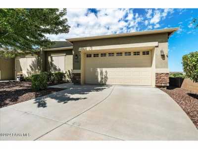 Home For Sale in Prescott Valley, Arizona