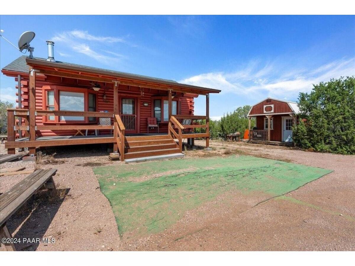 Picture of Home For Sale in Ash Fork, Arizona, United States