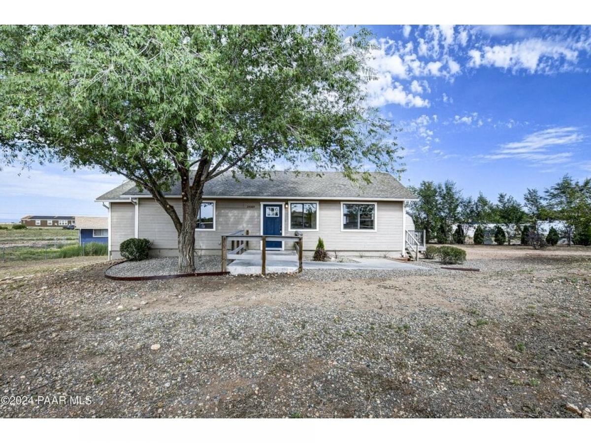 Picture of Home For Sale in Paulden, Arizona, United States