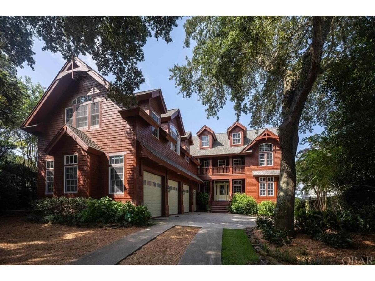 Picture of Home For Sale in Kitty Hawk, North Carolina, United States