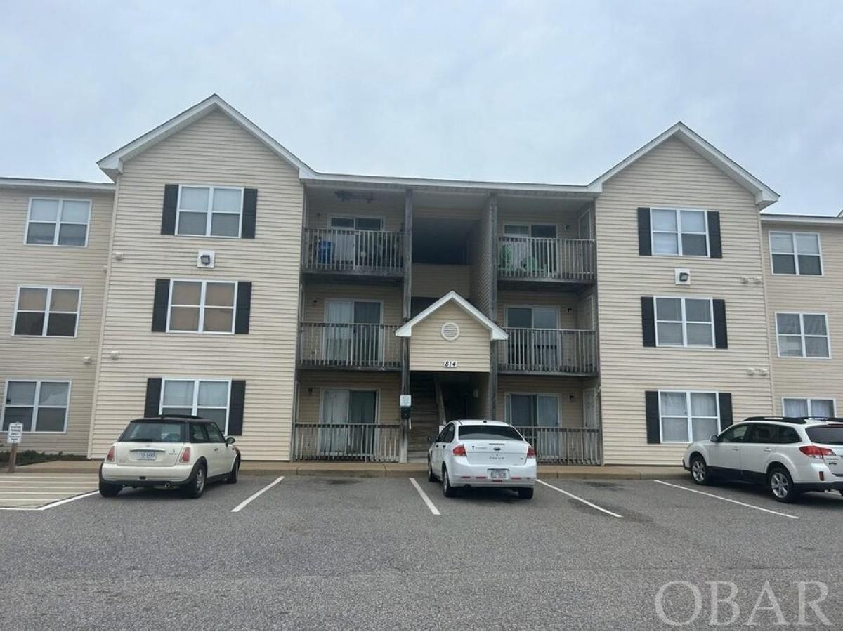 Picture of Home For Sale in Corolla, North Carolina, United States