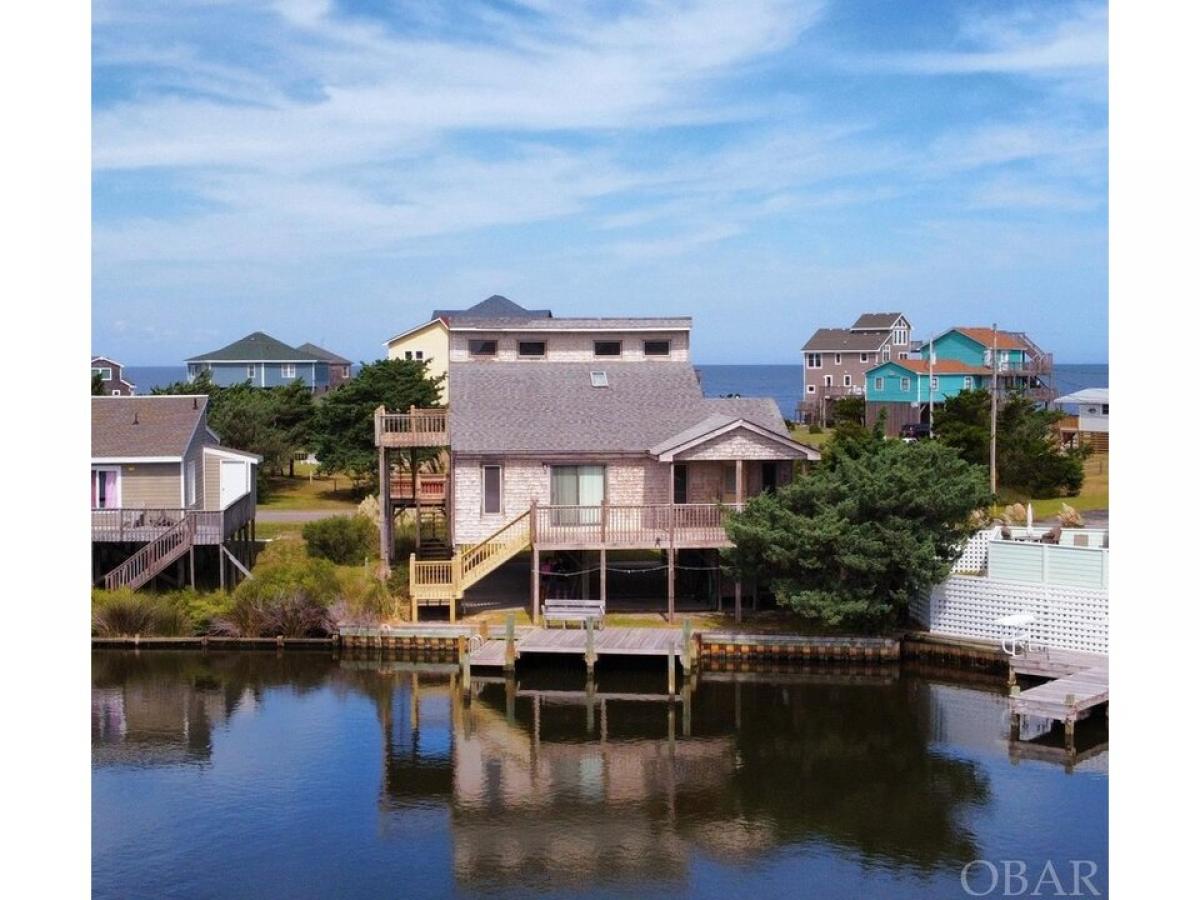 Picture of Home For Sale in Avon, North Carolina, United States