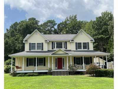 Home For Sale in Manteo, North Carolina